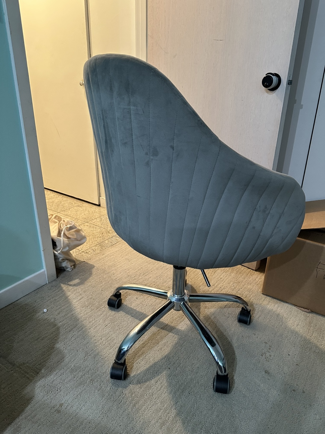 Gray Swivel Desk Chair - photo 3
