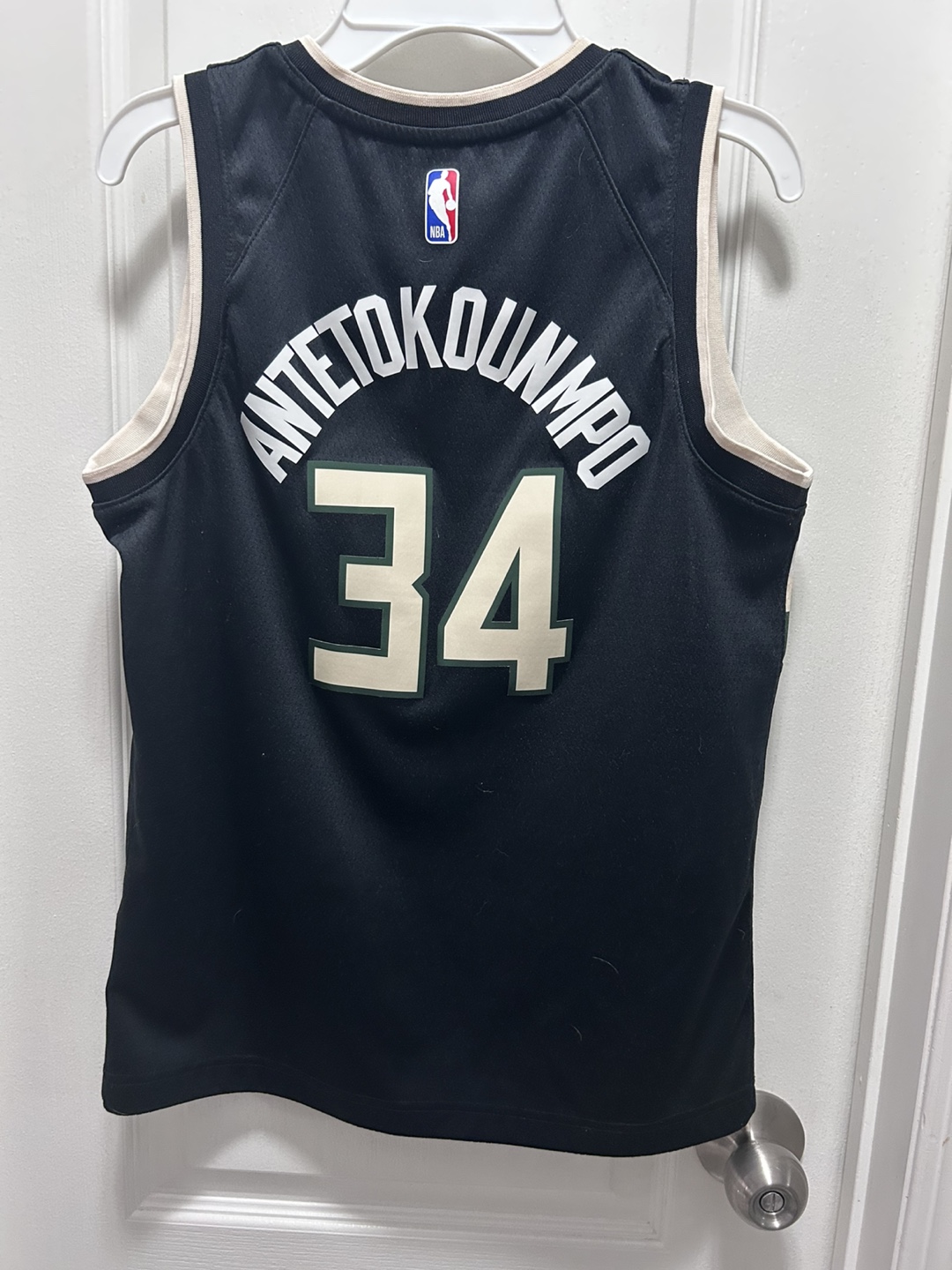 Nike NBA Milwaukee Bucks Jersey - Size M kids - photo 2