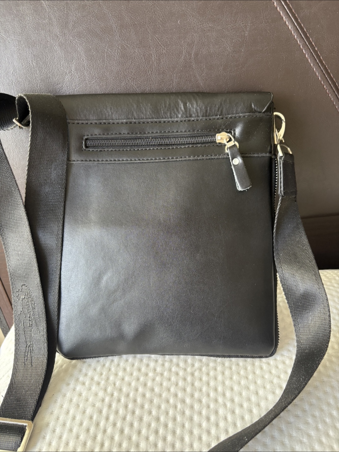 Black Leather Messenger Bag - photo 2