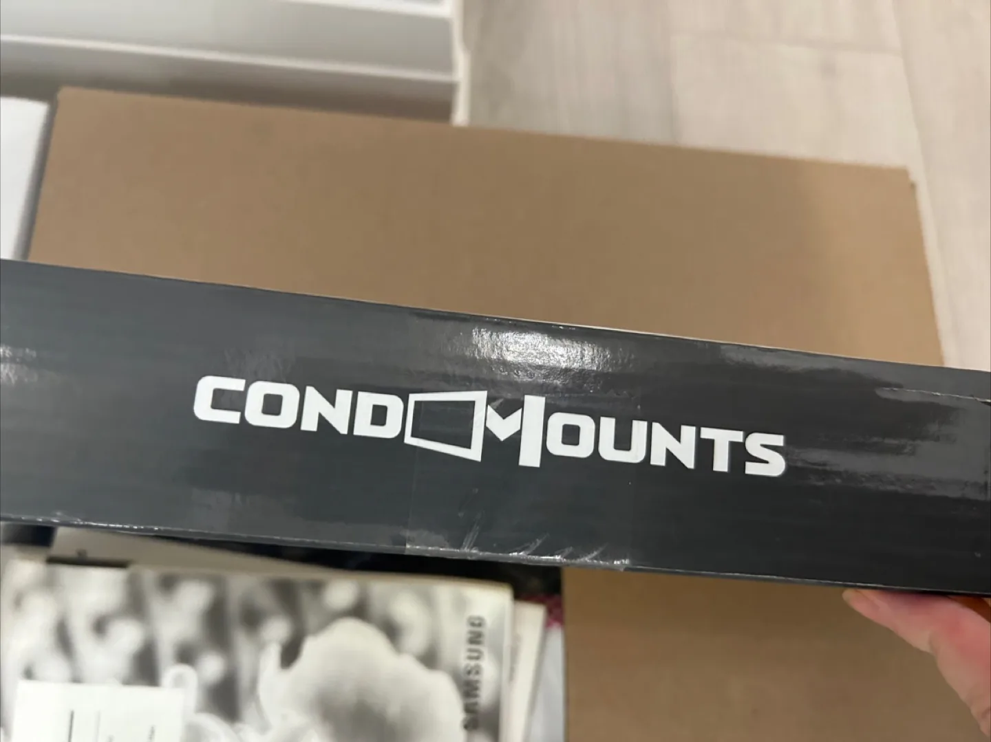 CondoMounts TVF8044 Fixed Wall Mount 32-55" image indicator(2)