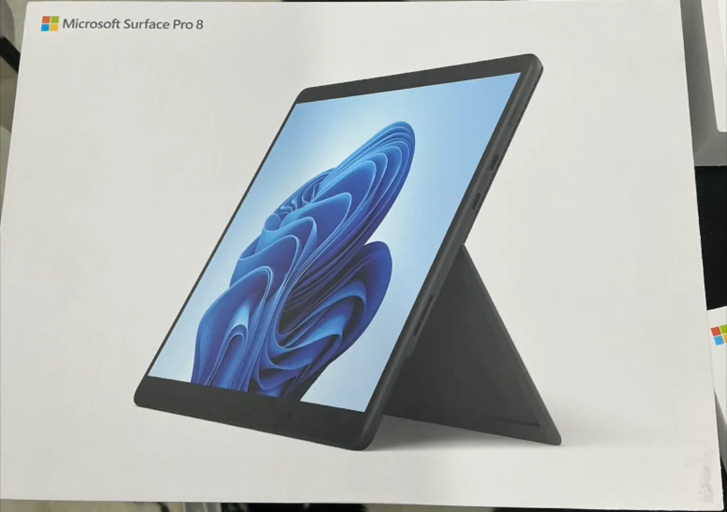 Microsoft Surface Pro 8 with Keyboard and slim pen 2 image indicator(2)