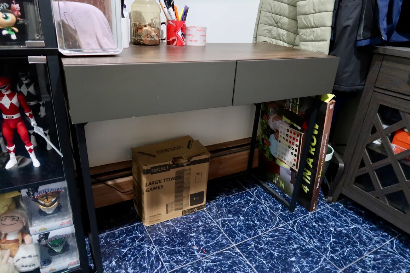 Home desk thumbnail
