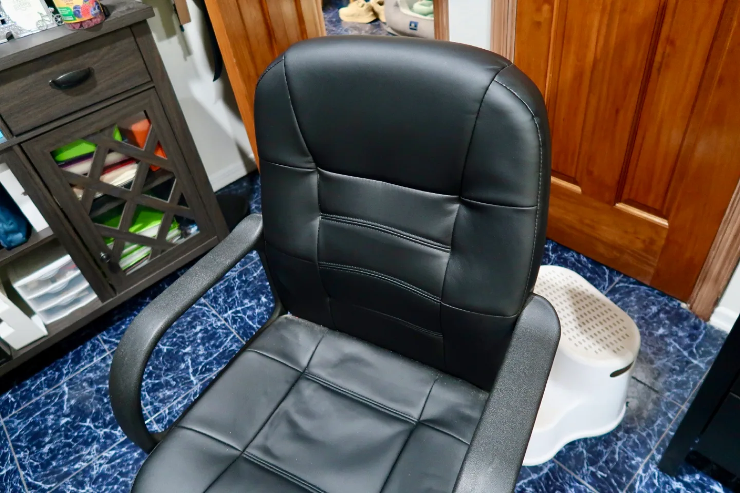 Black Office Chair thumbnail