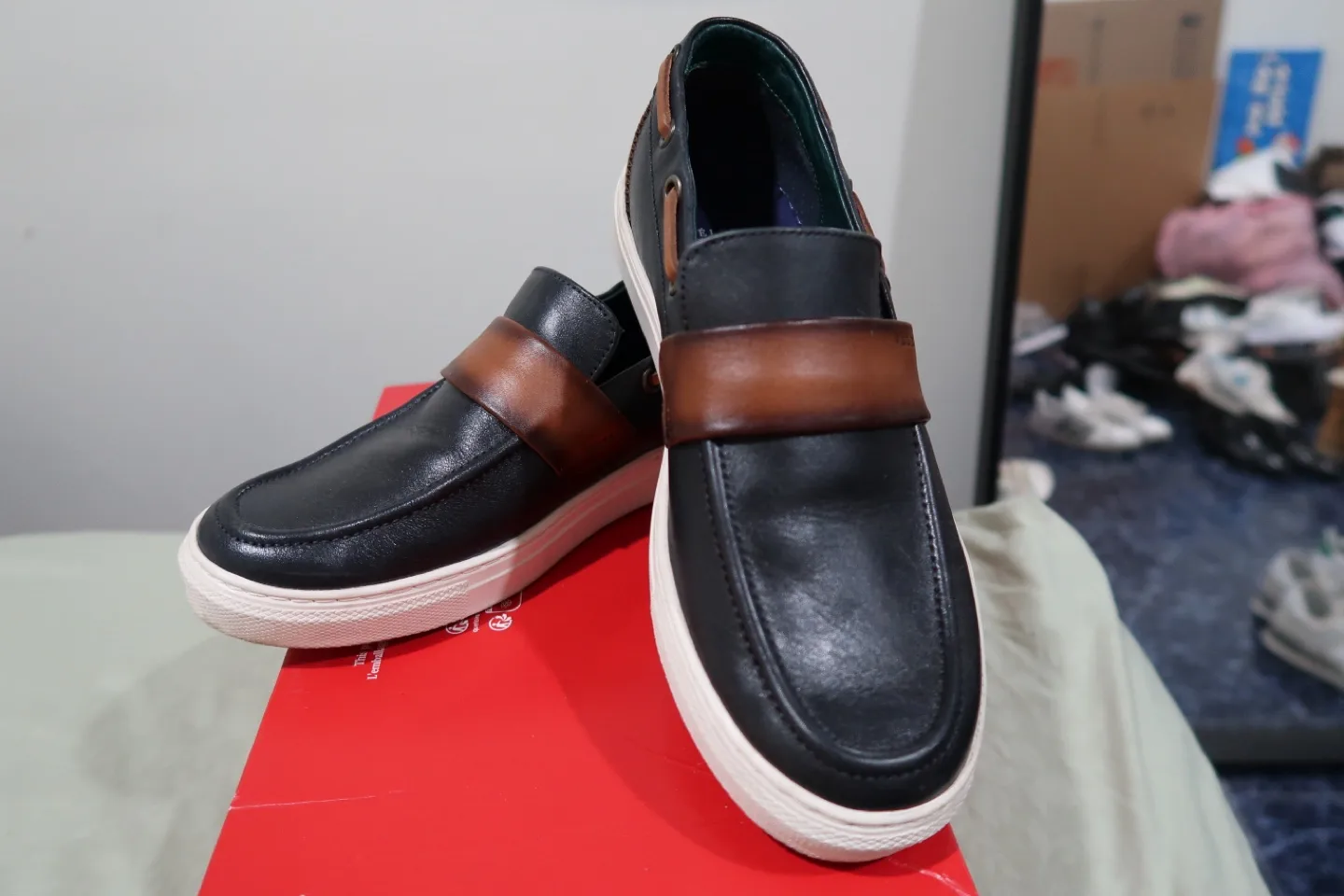 Men's Black Leather Slip-On Loafers thumbnail