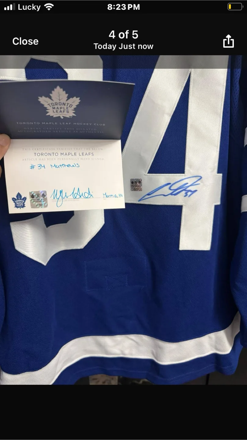 Toronto Maple Leafs Matthews #34 Adidas Jersey image indicator(3)