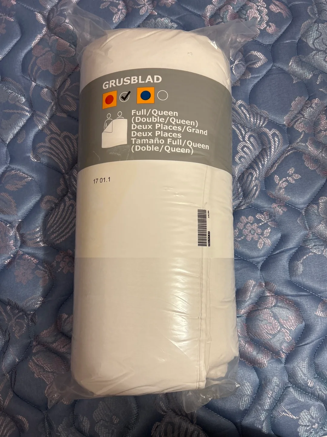 IKEA Grusblad Full/Queen Duvet - New in Package thumbnail