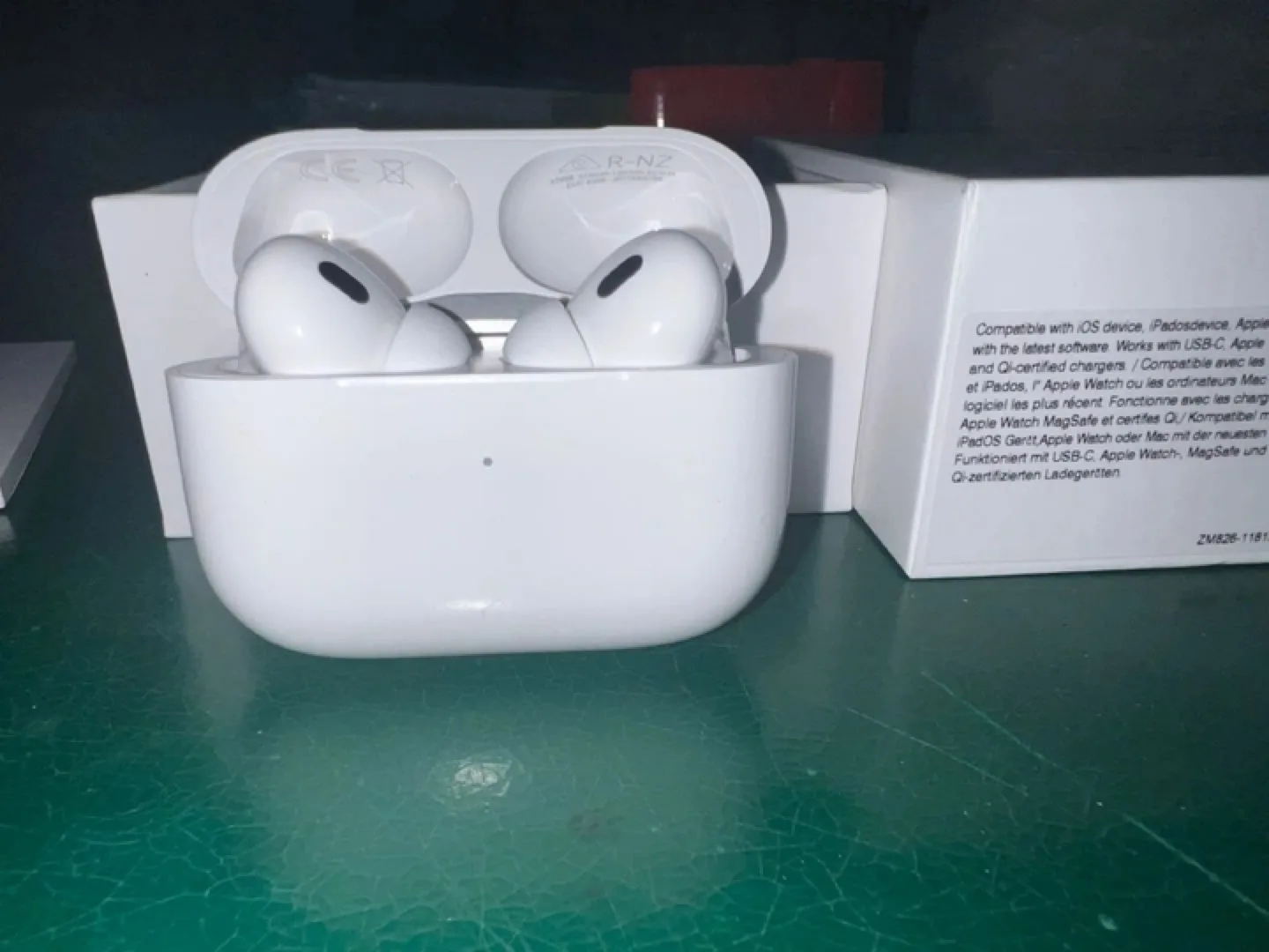 Apple AirPods Pro (2nd generation) thumbnail