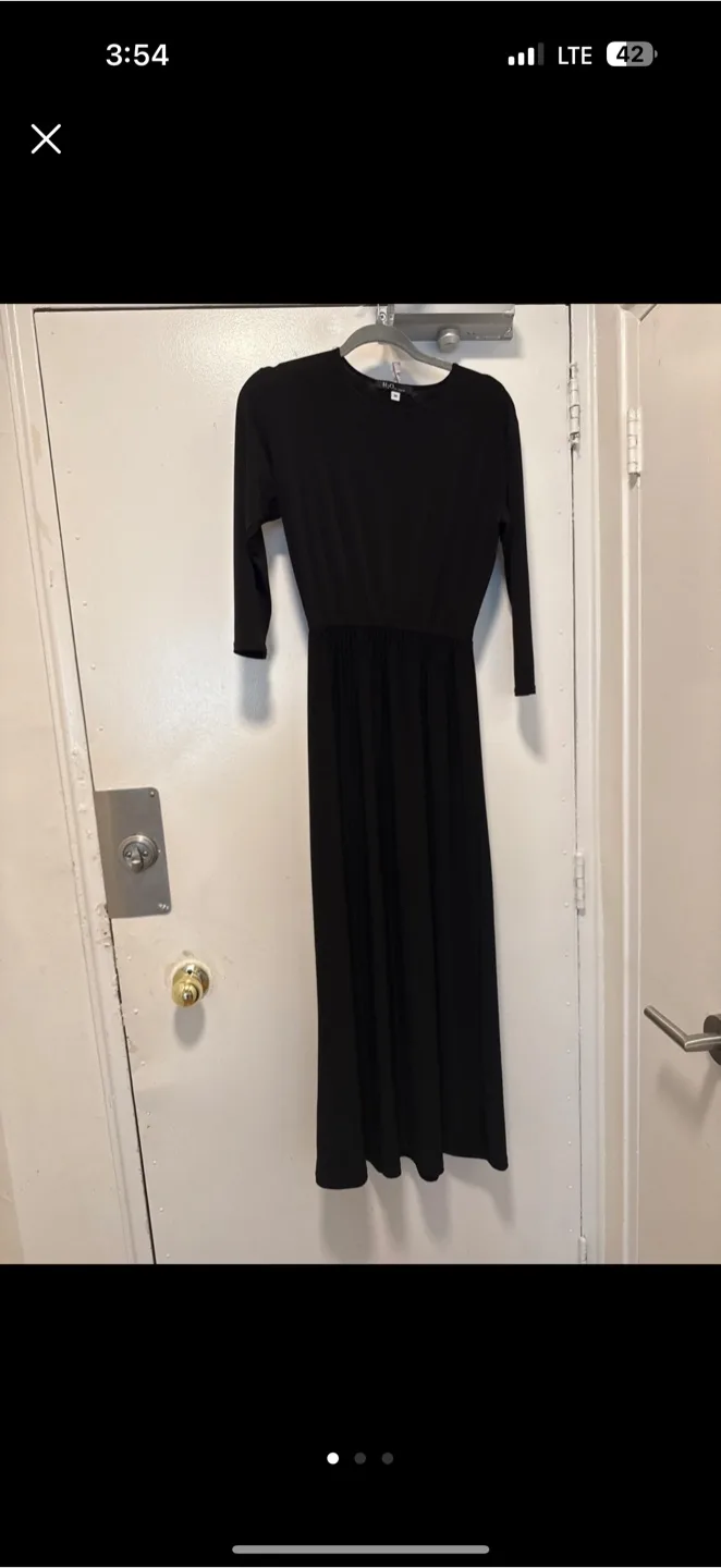 BCBGMAXAZRIA Black Maxi Dress thumbnail
