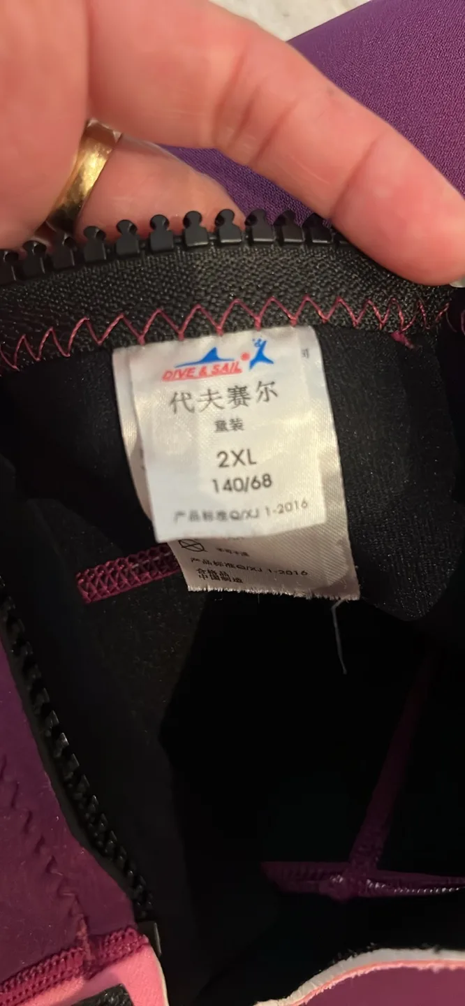 Manta Wetsuit - Pink & Purple image indicator(2)