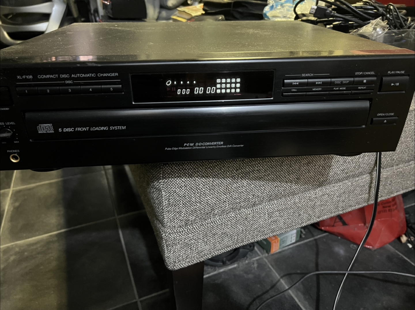 JVC XL-F108 Compact Disc Automatic Changer