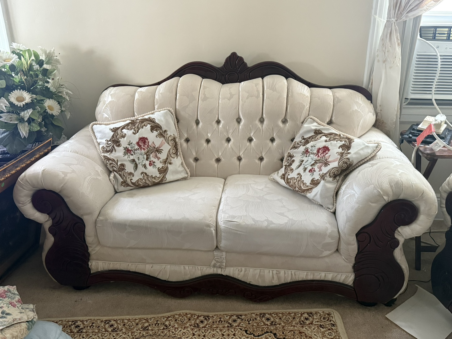 Vintage Style Sofa - photo 3