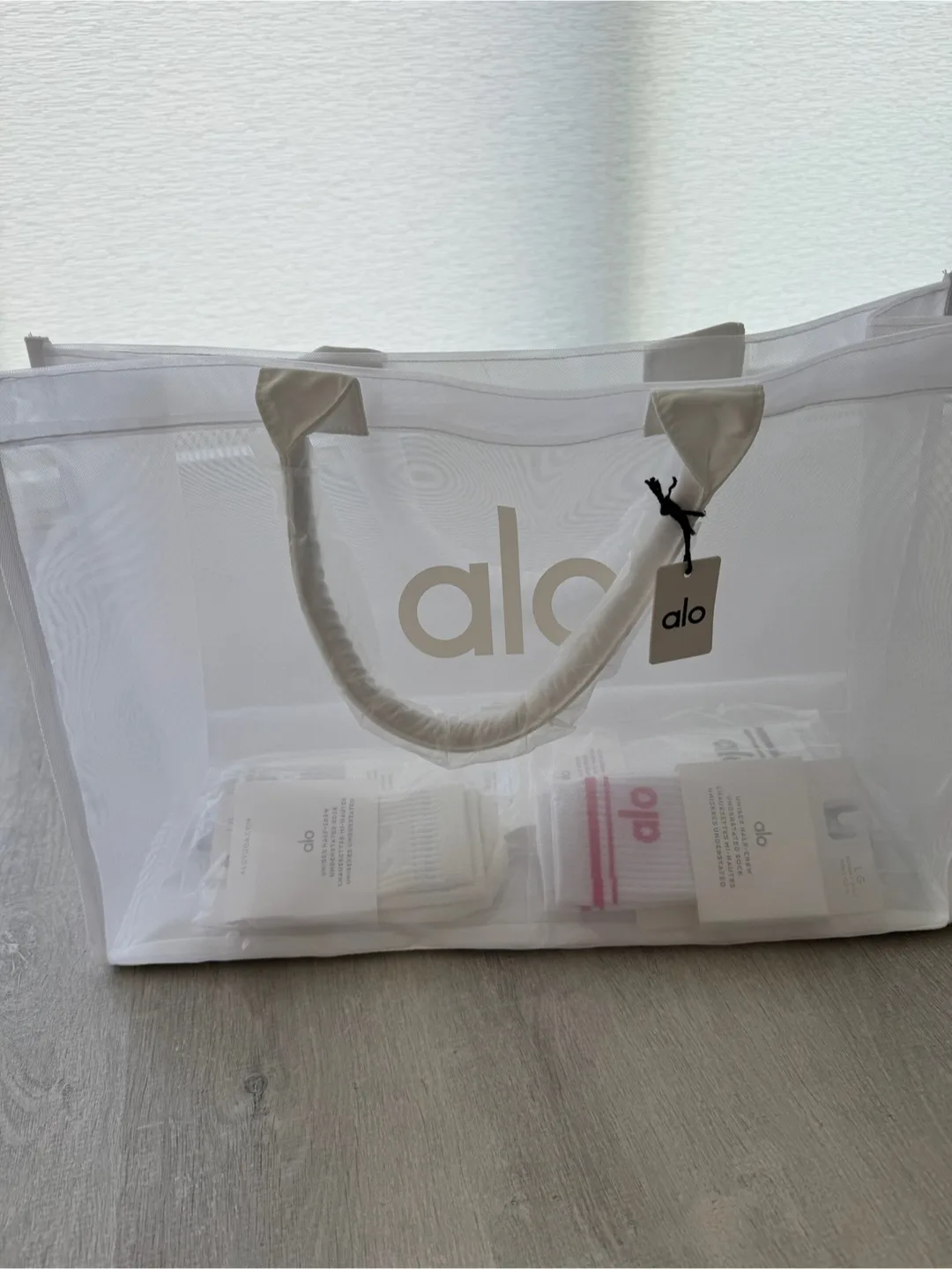 ALO Yoga Sheer Tote Bag - Black/White image indicator(3)