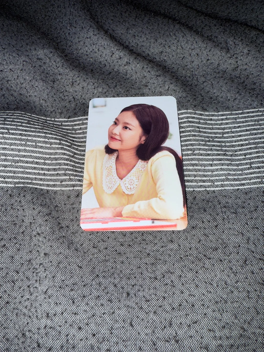 BLACKPINK The Game Jennie Photocard (No Sleeve) thumbnail