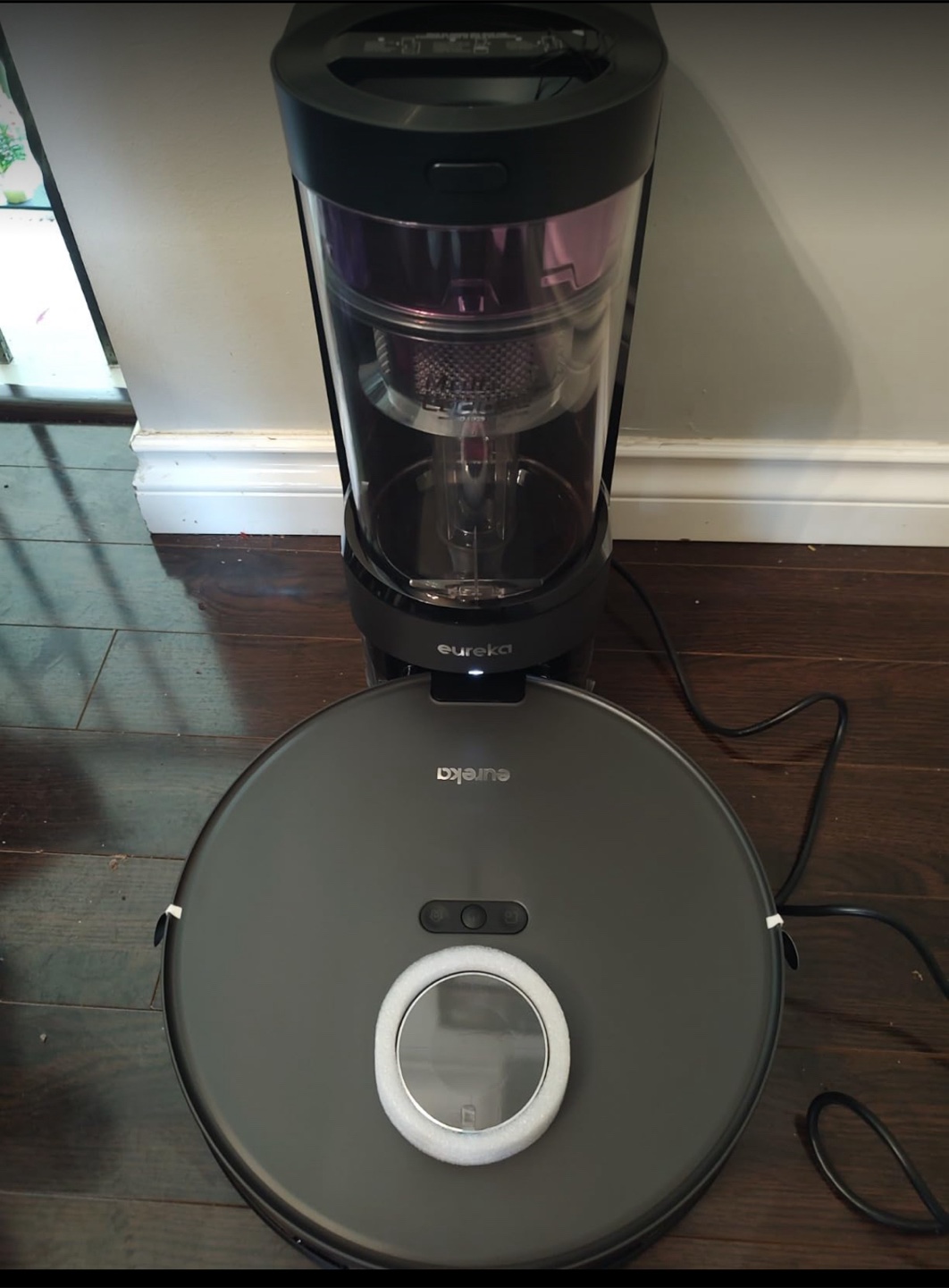 Eureka Robot Vacuum with Self-Emptying Base - photo 3