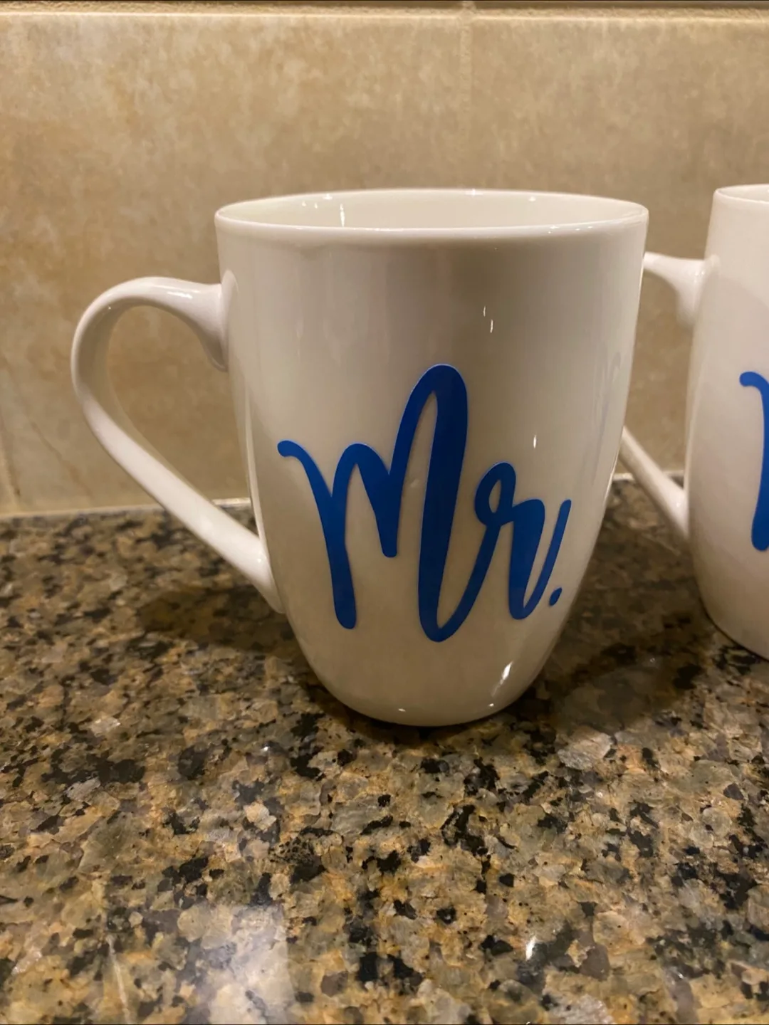 Mr. & Mrs. Coffee Set image indicator(2)