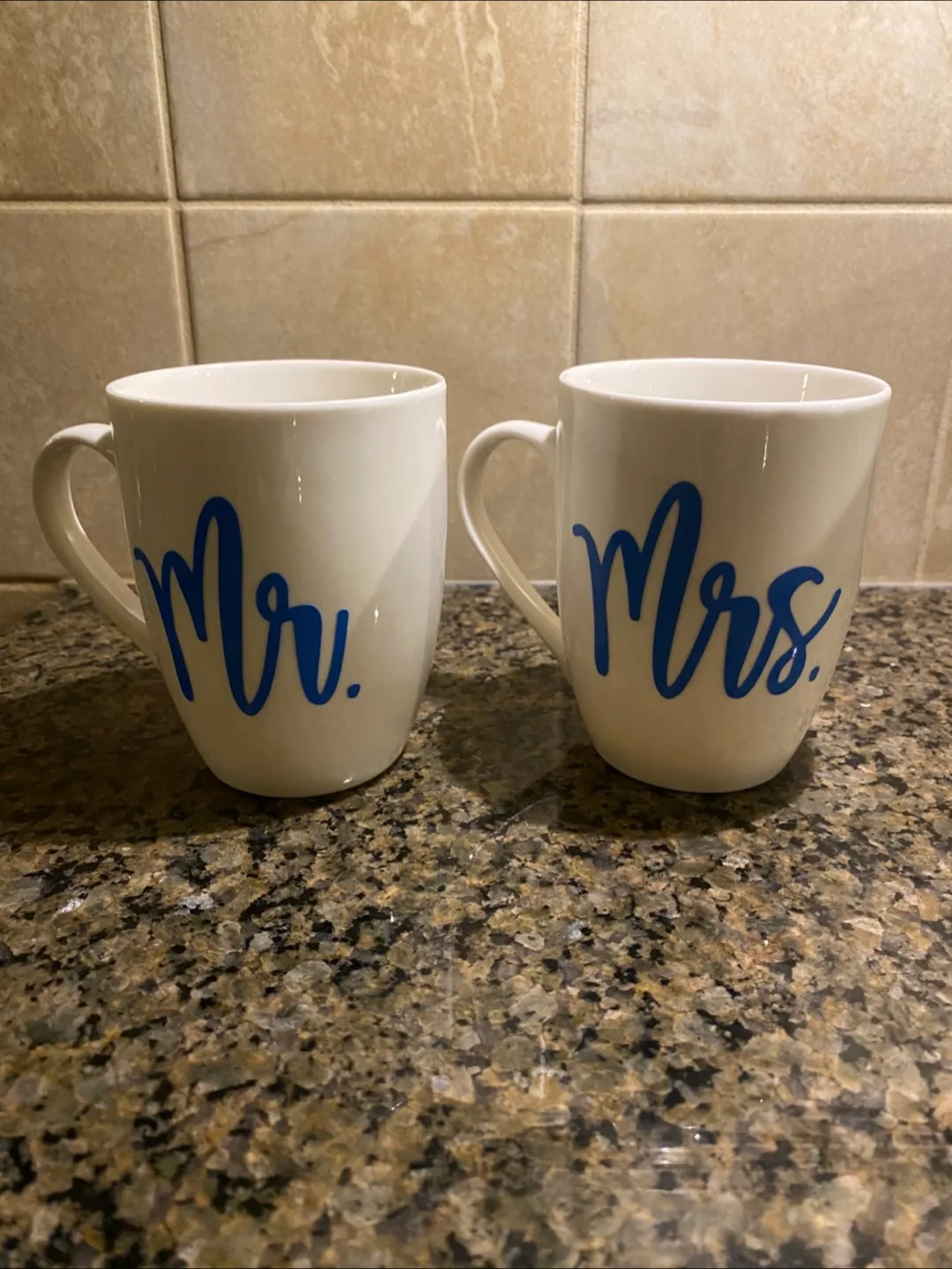 Mr. & Mrs. Coffee Set image indicator(4)