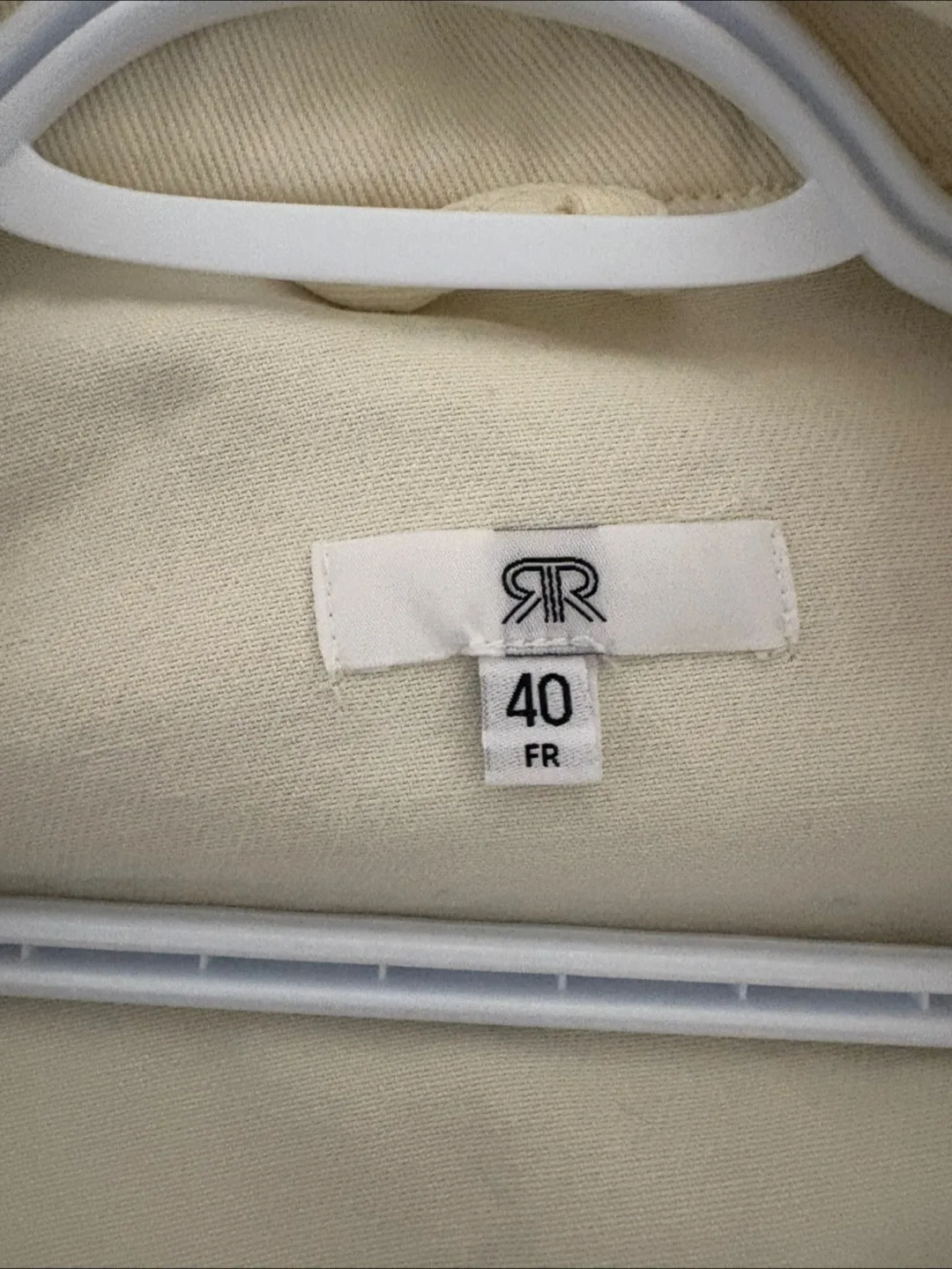 River Island Cream Jacket - Size 40 FR image indicator(3)