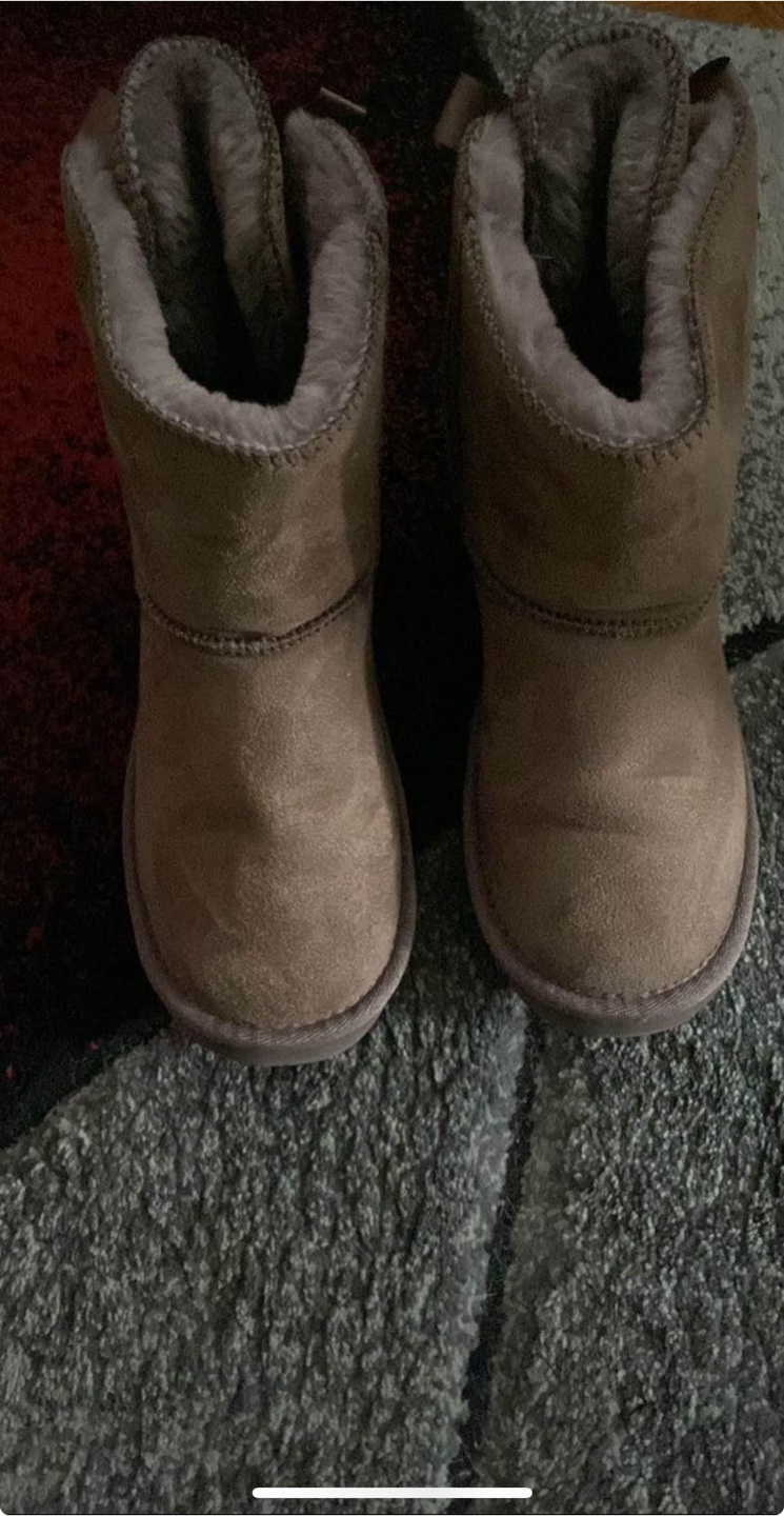 Girls boots with Bows