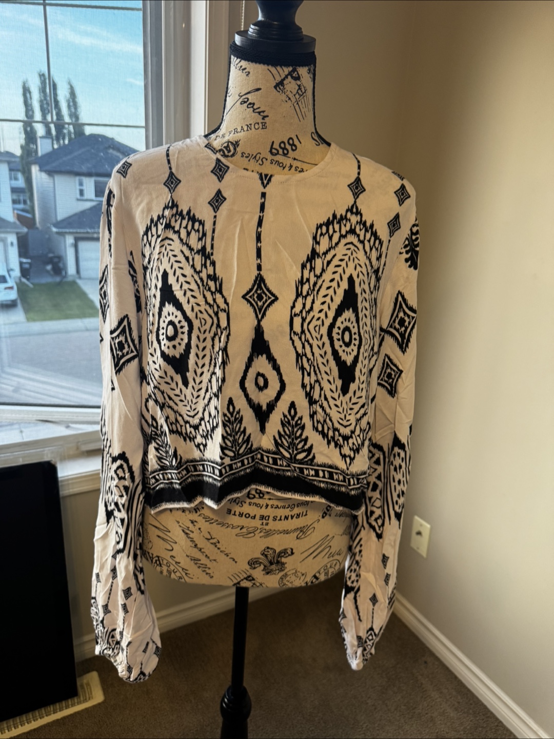 Patterned Long Sleeve Top