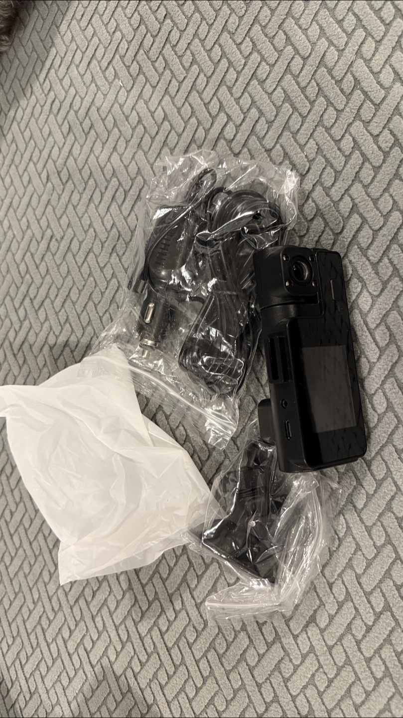 Dual integrated camera dash cam - photo 4