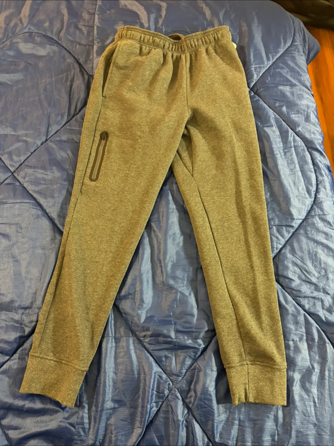 New Reebok Slim Fit Joggers - Size S thumbnail