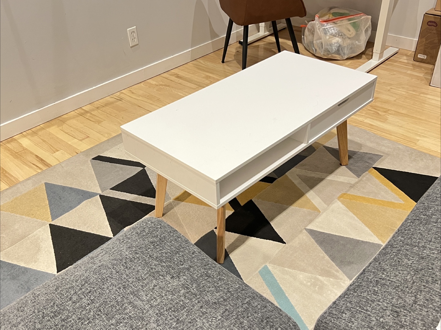 White Modern Coffee Table - photo 2