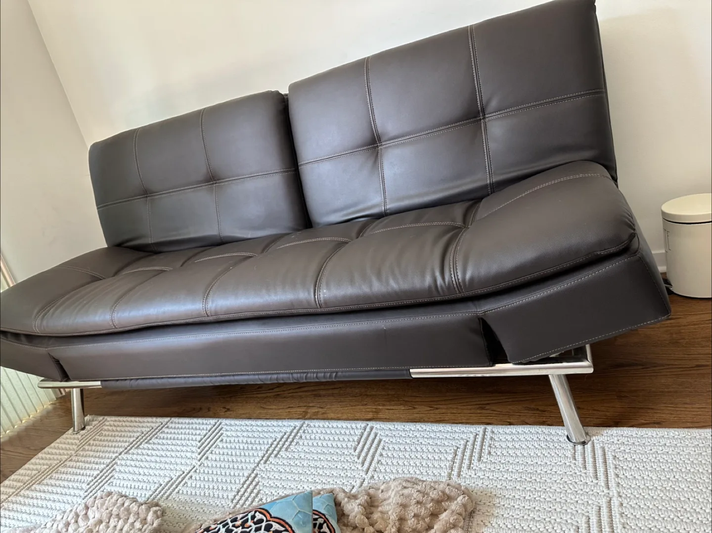 Leather Sofa Bed: Ravenna Relax-A-Lounger Euro Lounger image indicator(2)