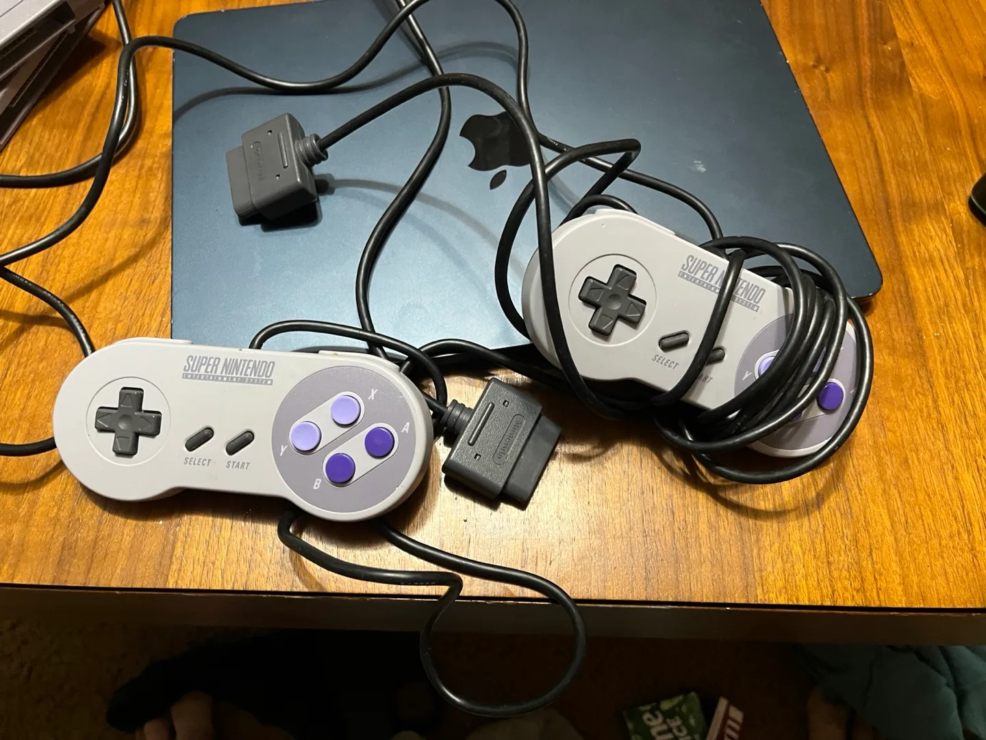 Super Nintendo SNES Controllers thumbnail