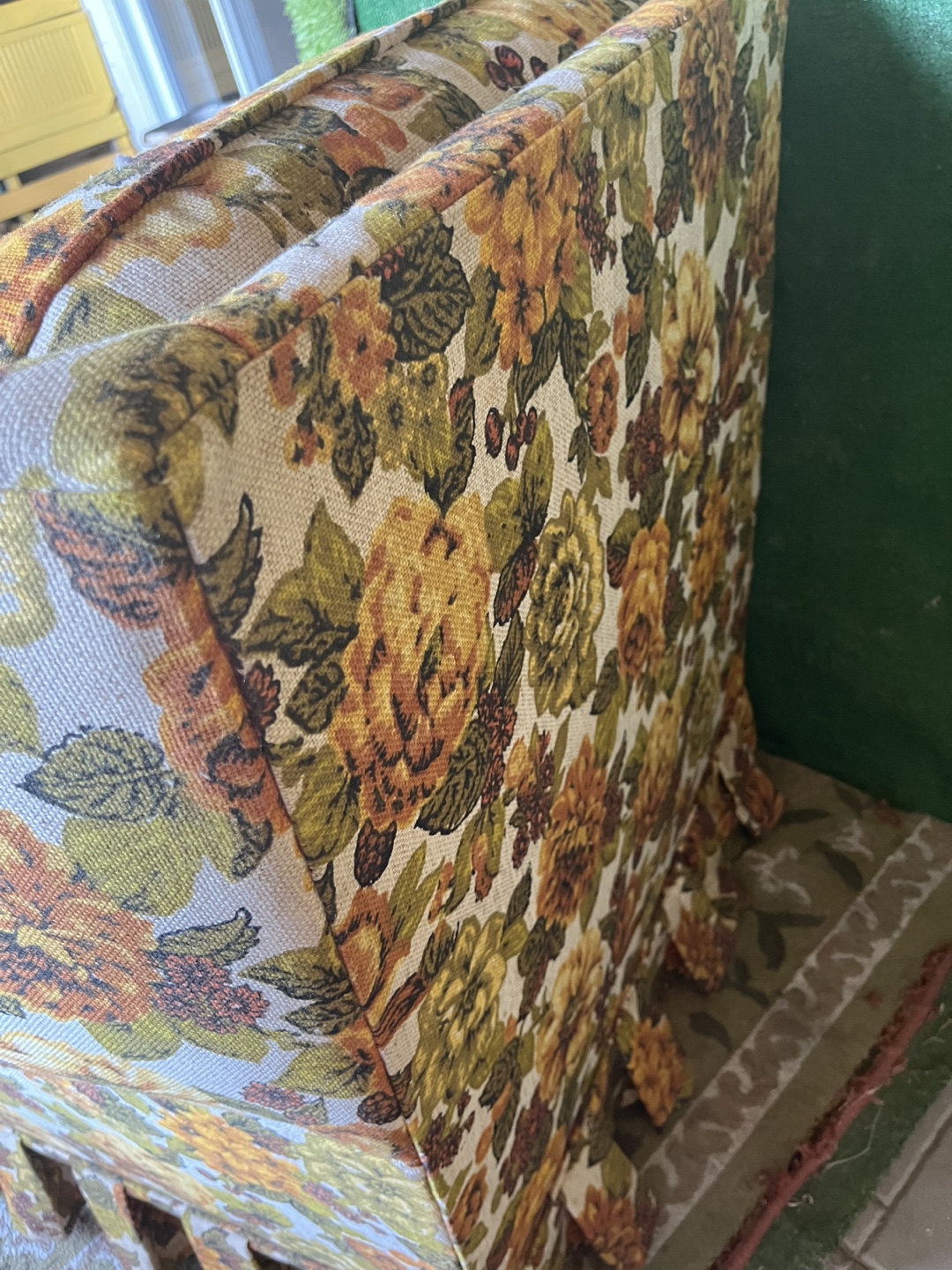 Floral Wingback Armchair - photo 5