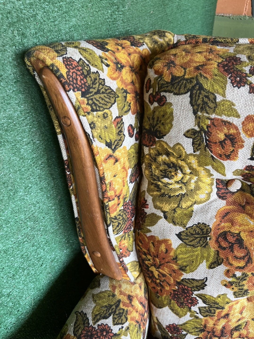 Floral Wingback Armchair - photo 3