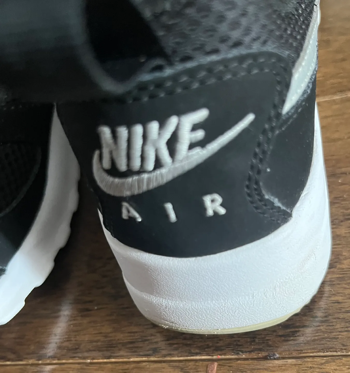 Nike Air Sneakers - Black and White size 7 image indicator(3)
