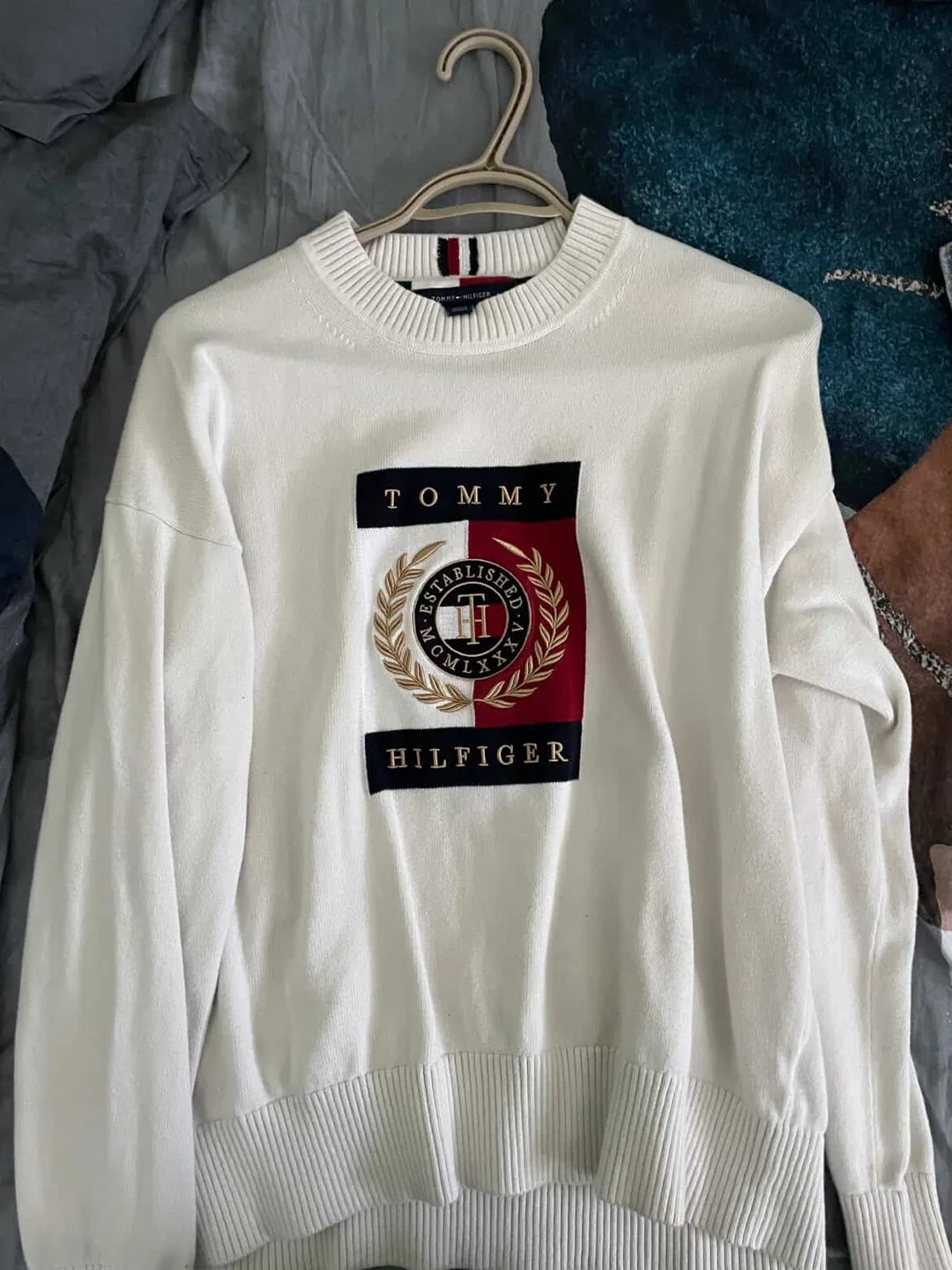 Tommy Hilfiger White Sweater thumbnail