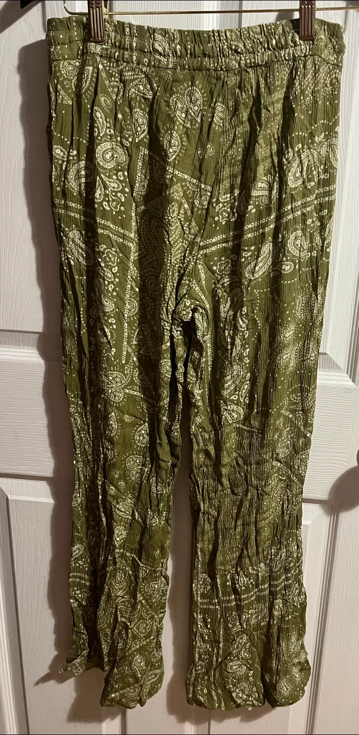 Zara XS Olive Green Paisley Pants image indicator(3)