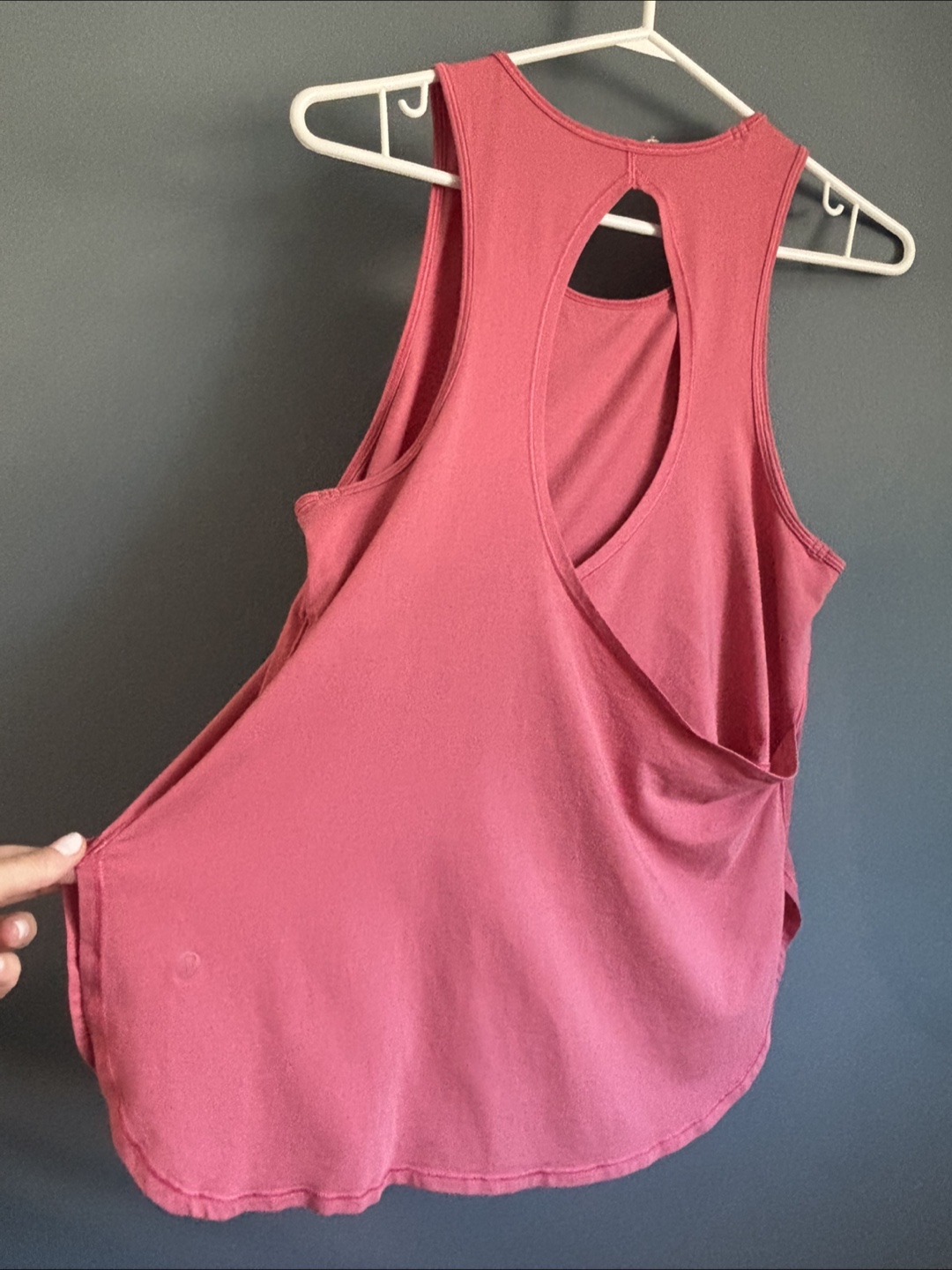 Lululemon salmon Pink Tank Top size 6/8 - photo 5