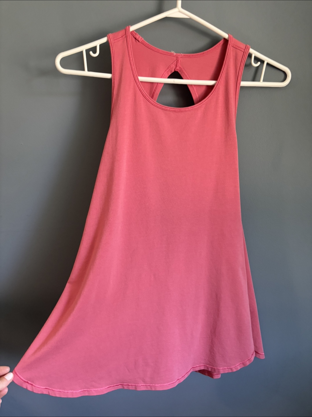 Lululemon salmon Pink Tank Top size 6/8