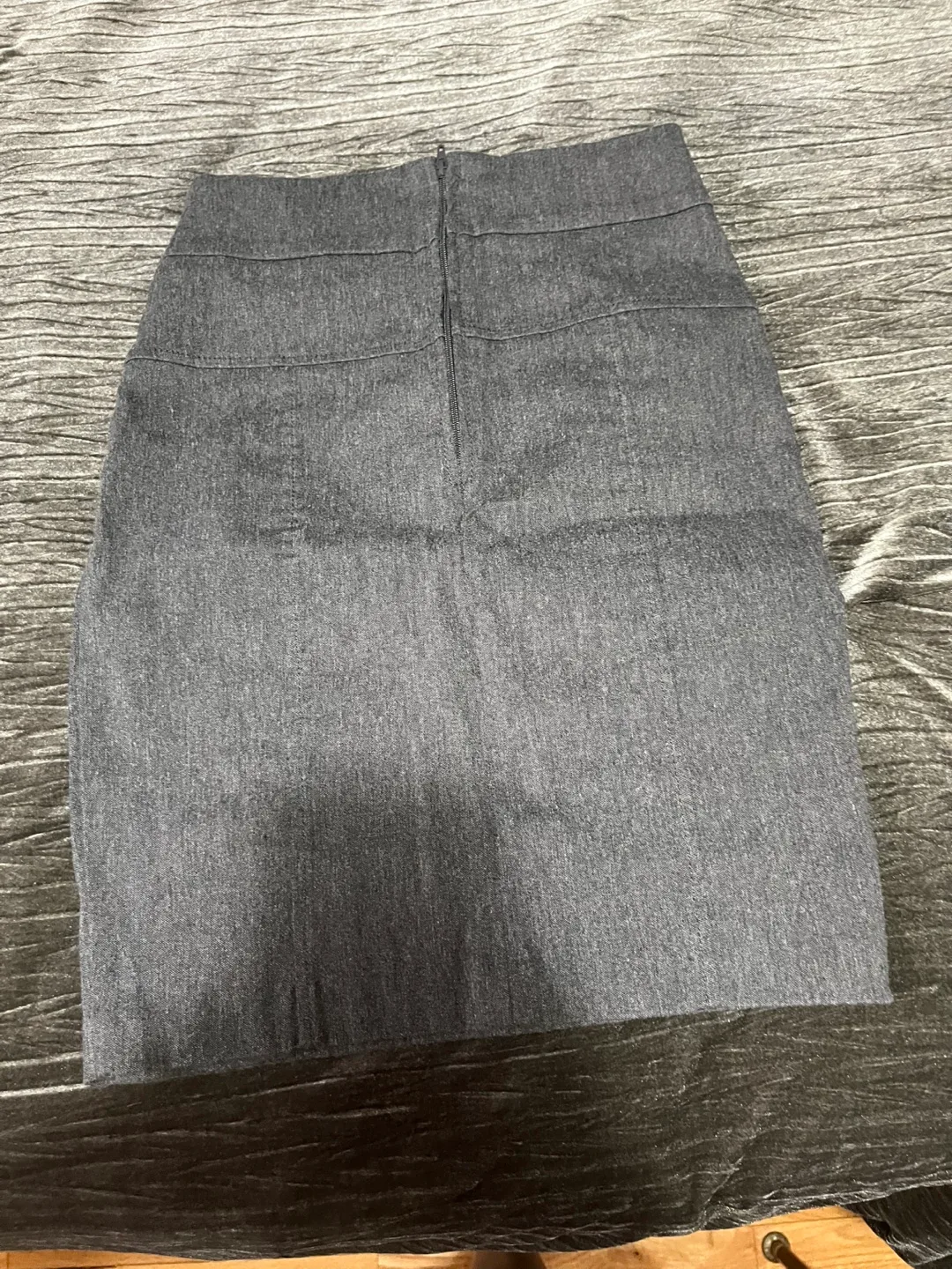 Gray Pencil Skirt - Size 0 image indicator(3)