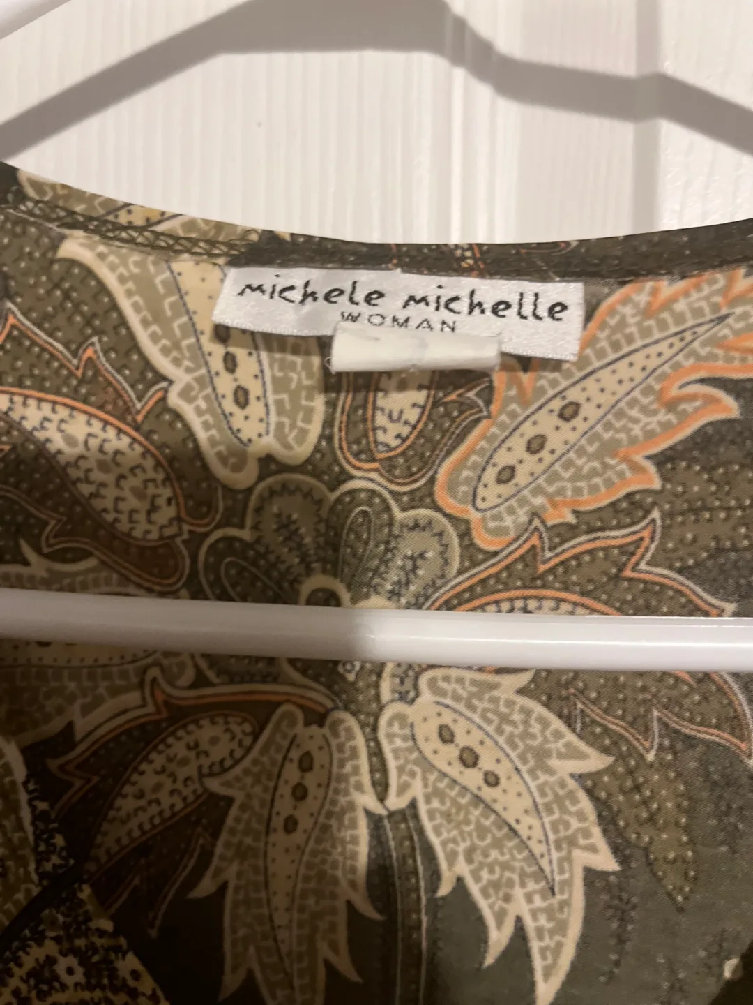 Paisley Print Top and skirt set size 18/20 image indicator(4)