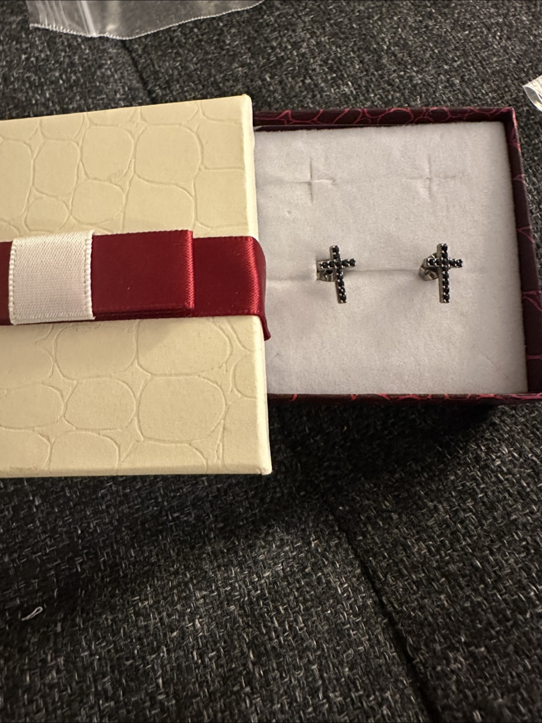 Cross Earrings with Box(titanium) - photo 2