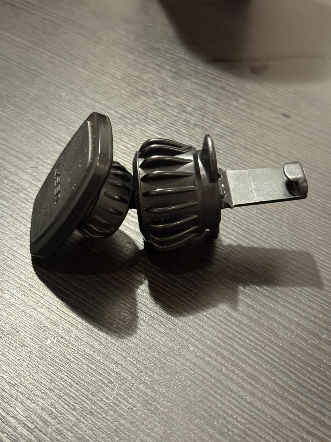 lisen car phone mount