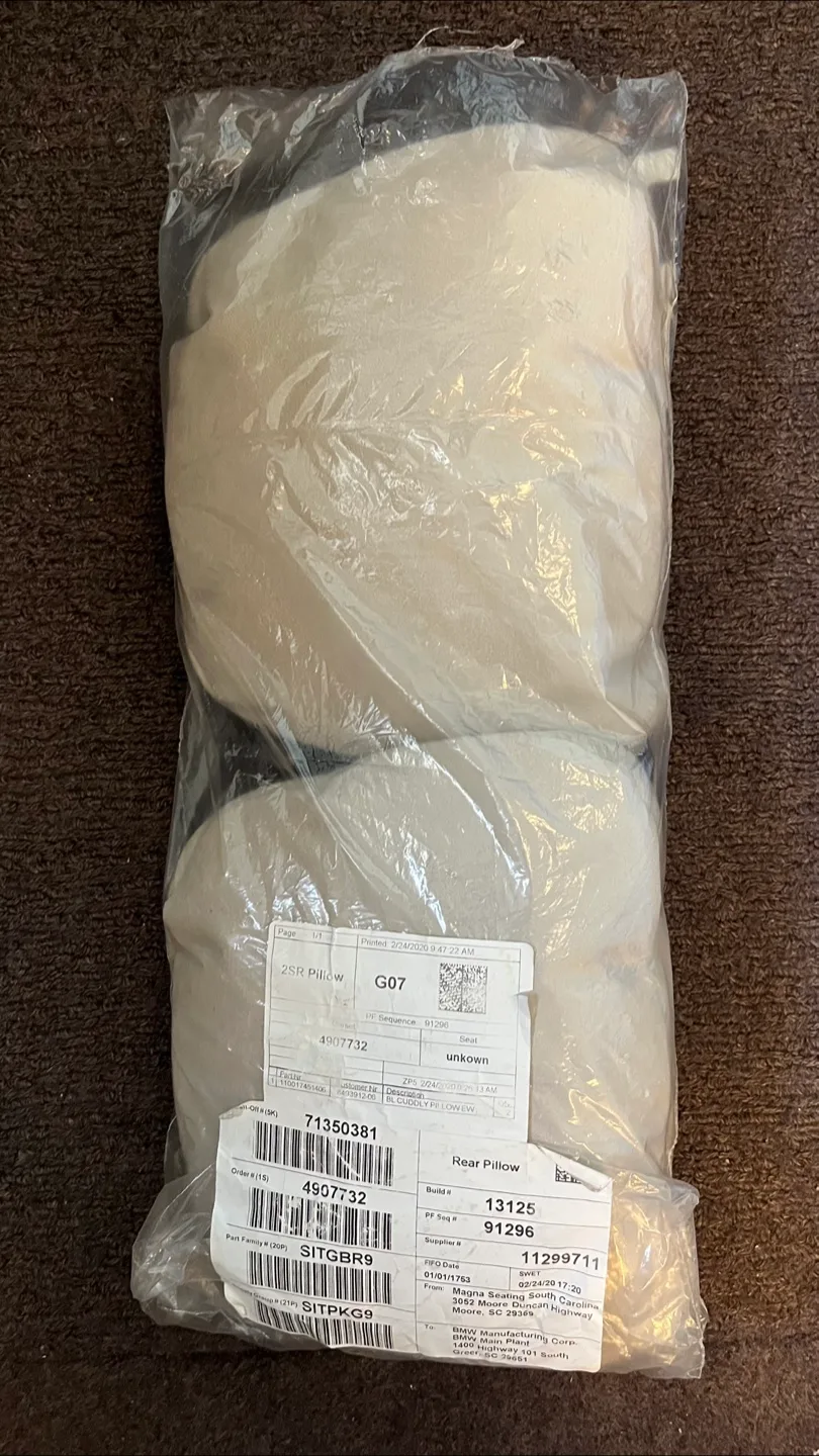 OEM BMW G01/G05/G07 X3/X5/X7 Seat Pillows - BNIB image indicator(5)