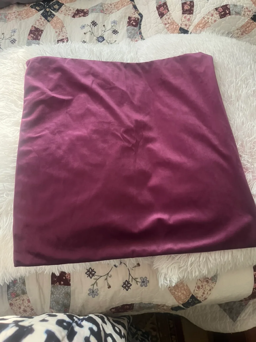 Plush Purple Blanket and Pillow moving seat Set thumbnail