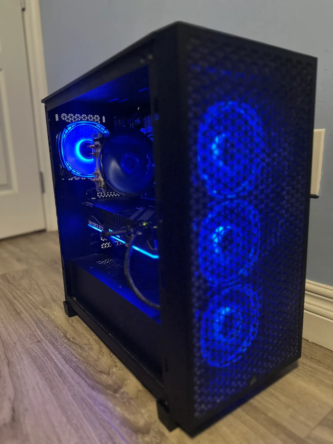 Gaming/Streaming PC image indicator(2)