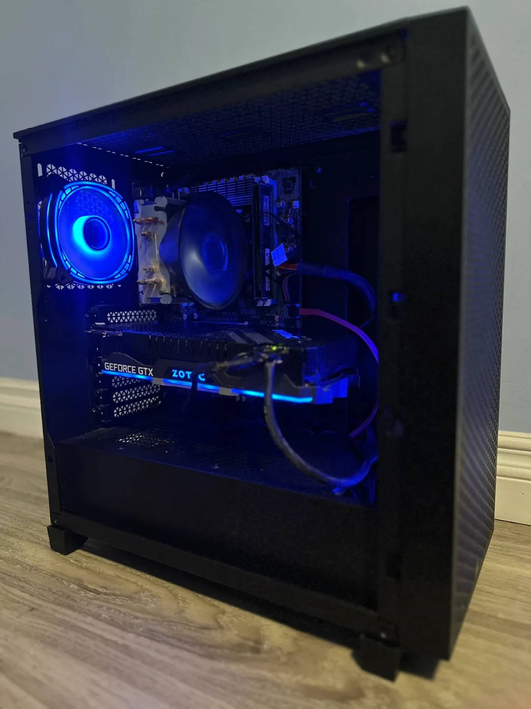 Gaming/Streaming PC image indicator(3)