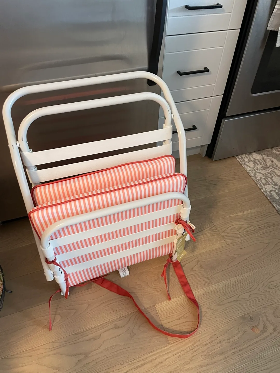 Beach Chair image indicator(2)