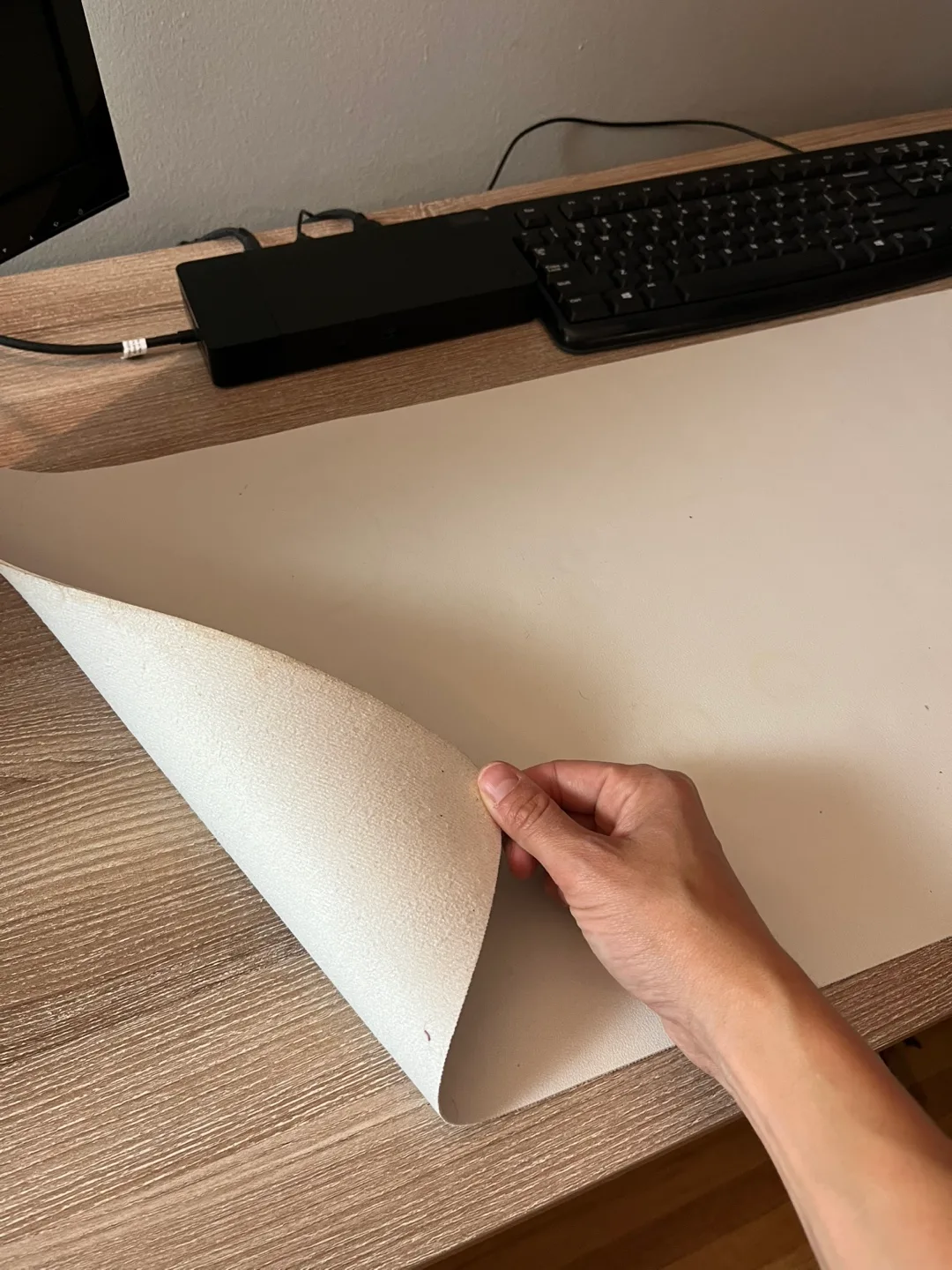 Desk Pad - Large image indicator(2)