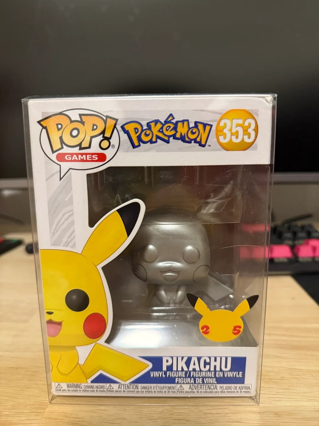 Funko Pop! Games Pokemon Pikachu #353 Vinyl Figure thumbnail