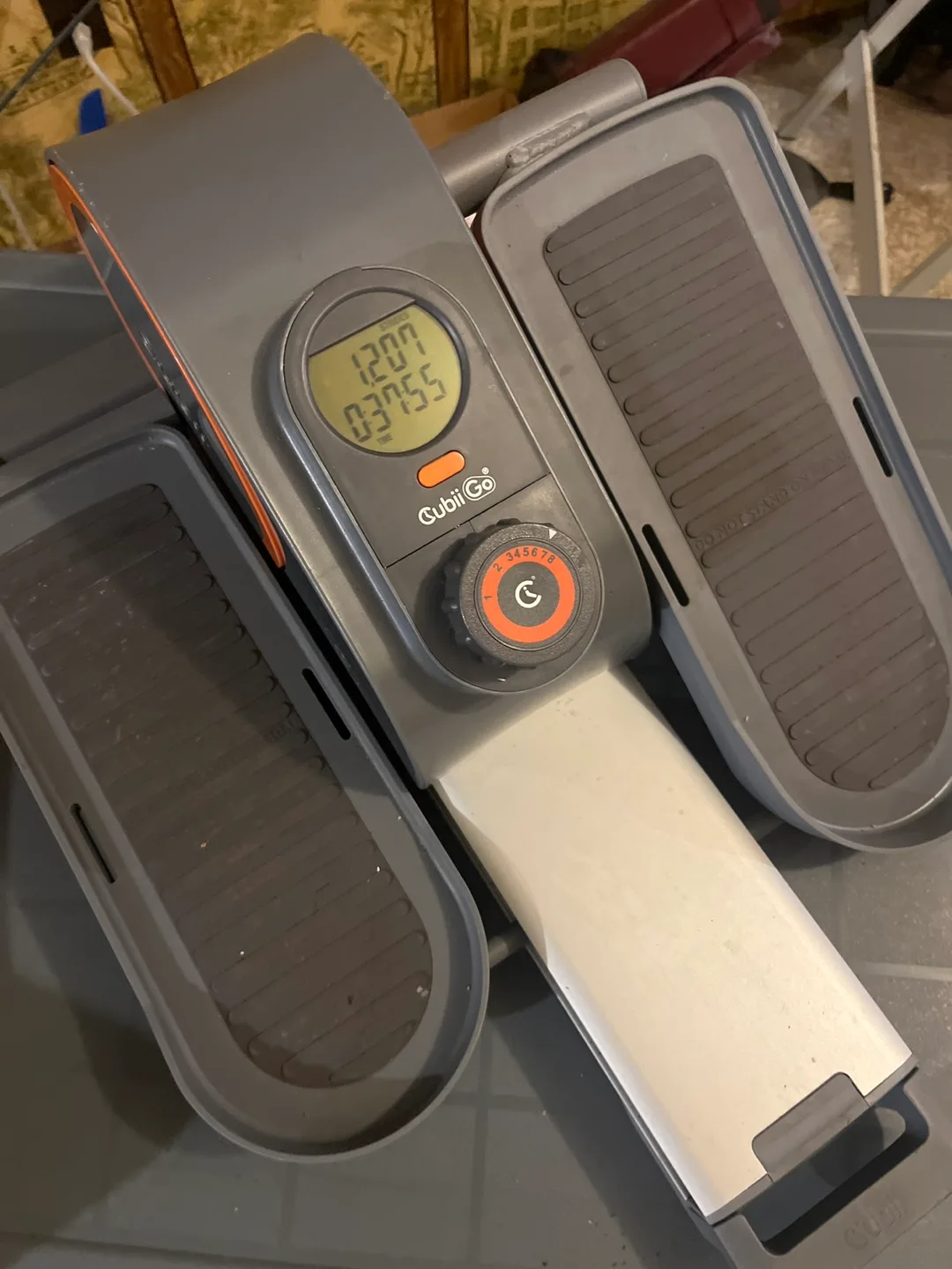 Cubii Jr. Under Desk Elliptical image indicator(5)