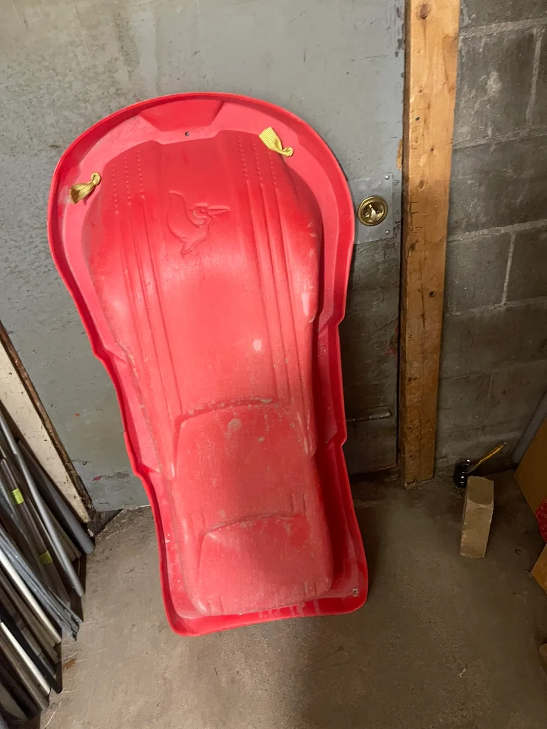 Red Plastic Toboggan Sled image indicator(2)