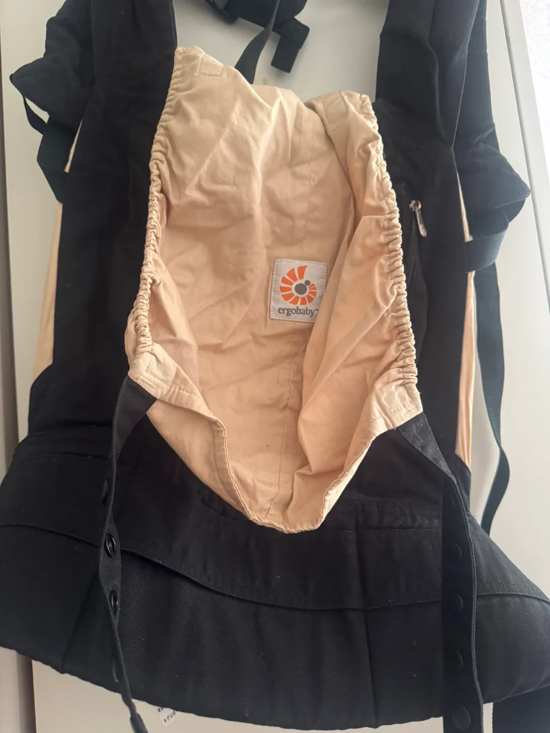 Ergobaby Carrier - Black image indicator(3)