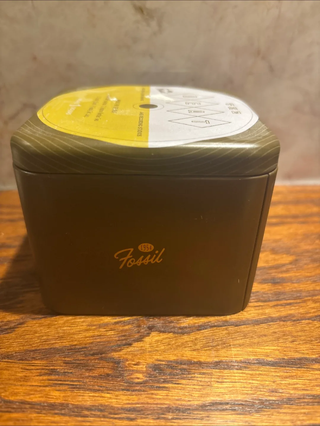 Fossil FS4813 Brown Leather Watch with Box image indicator(8)